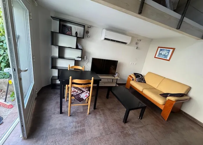 Loft Les Angles 30133 Possibilite Jacuzzi Апартаменты Les Angles (Gard)